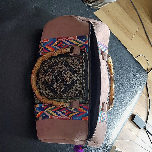 Bag - Picture 2 of 7